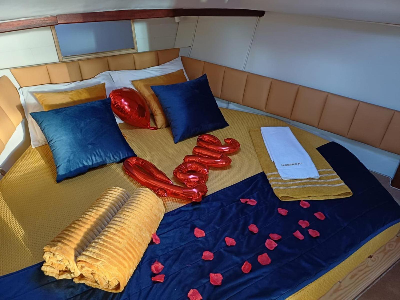 Sleepboat Luxlife Yatch Hotel Porto Luaran gambar